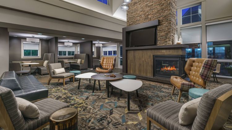 Residence Inn Burlington Colchester Lobby