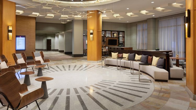Marriott Phoenix Airport Lobby