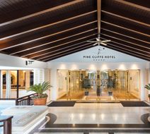 Pine Cliffs Hotel Lobby