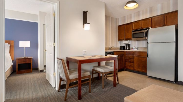 Residence Inn Baltimore White Marsh Room