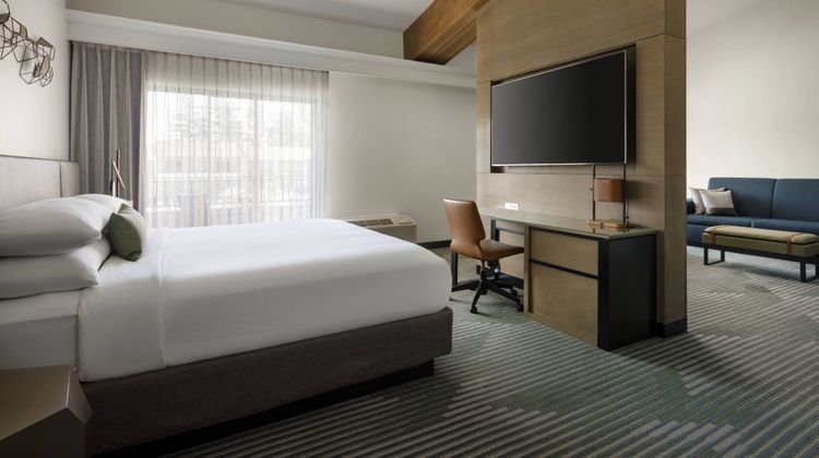 Santa Clara Marriott Suite