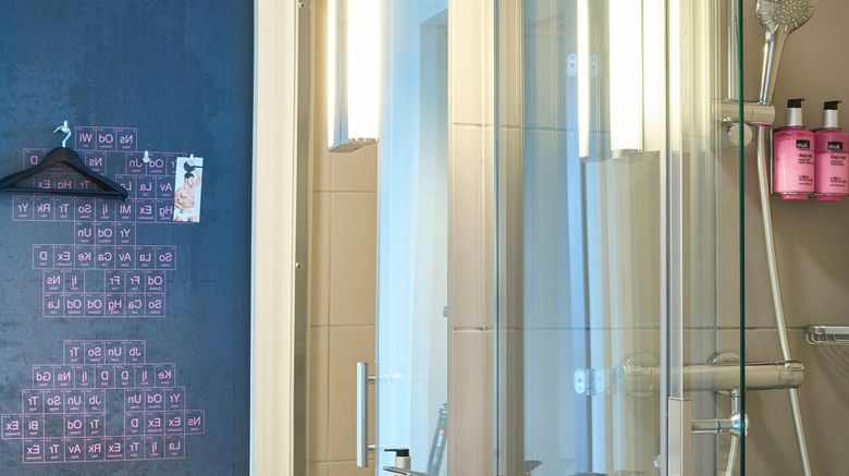 <b>MOXY Aberdeen Airport Room</b>. Images powered by <a href="https://www.leonardoworldwide.com/" title="Leonardo Worldwide" target="_blank">Leonardo</a>.