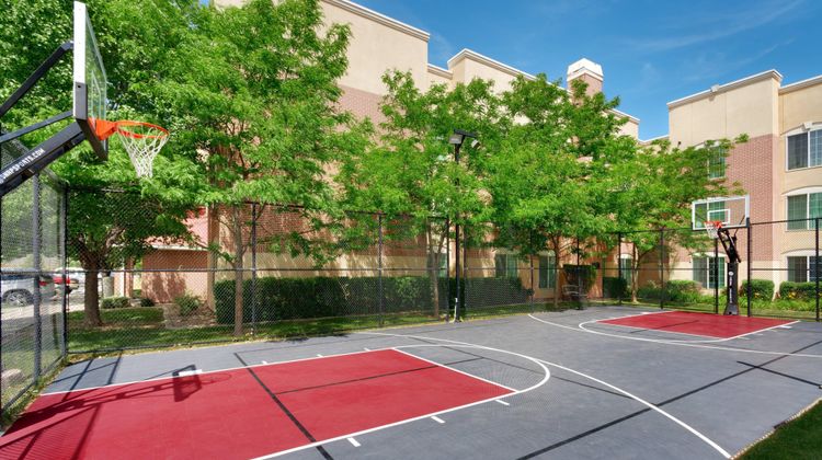 Residence Inn by Marriott Recreation