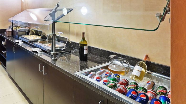 <b>Residence Inn Houston Sugar Land/Staffor Restaurant</b>. Images powered by <a href="https://www.leonardoworldwide.com/" title="Leonardo Worldwide" target="_blank">Leonardo</a>.