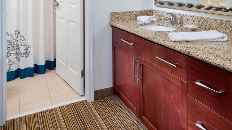 Residence Inn by Marriott Cedar Rapids Room
