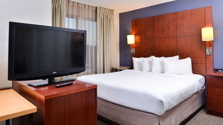 <b>Residence Inn Coralville Suite</b>. Images powered by <a href="https://www.leonardoworldwide.com/" title="Leonardo Worldwide" target="_blank">Leonardo</a>.