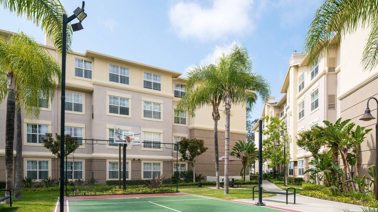 Residence Inn Cypress Los Alamitos Recreation