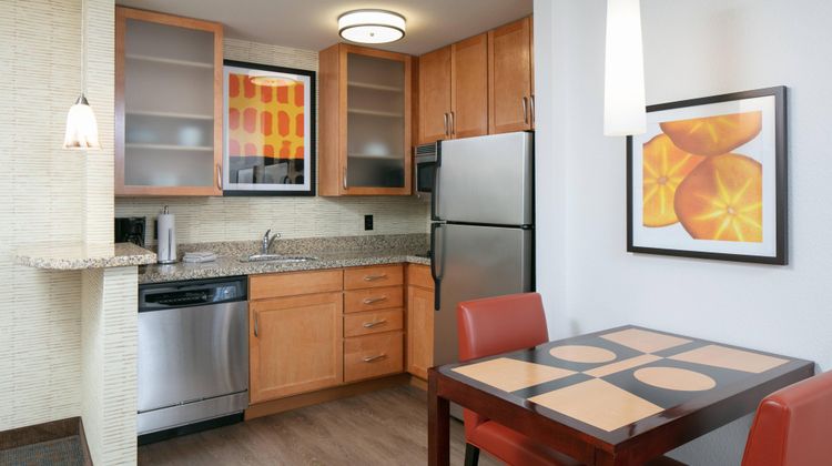 Residence Inn Lincoln South Room
