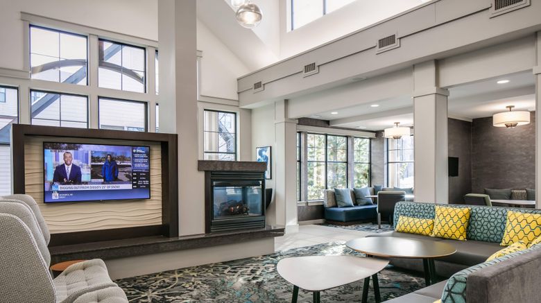 <b>Residence Inn Lincoln South Lobby</b>. Images powered by <a href="https://www.leonardoworldwide.com/" title="Leonardo Worldwide" target="_blank">Leonardo</a>.