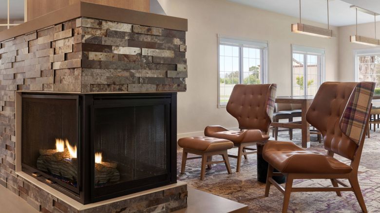 <b>Residence Inn Salinas Monterey Lobby</b>. Images powered by <a href="https://www.leonardoworldwide.com/" title="Leonardo Worldwide" target="_blank">Leonardo</a>.