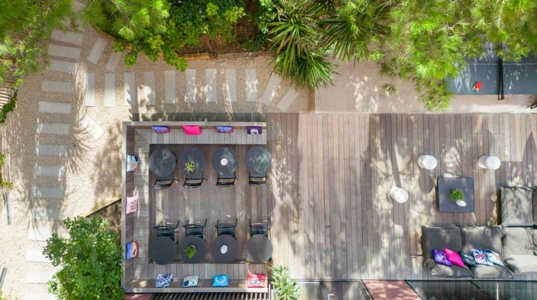 <b>Moxy Bordeaux Hotel Exterior</b>. Images powered by <a href="https://www.leonardoworldwide.com/" title="Leonardo Worldwide" target="_blank">Leonardo</a>.