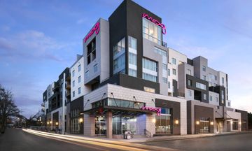 Moxy Nashville Vanderbilt Area