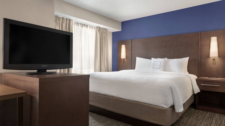 Residence Inn by Marriott Suite