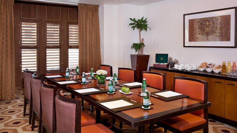 <b>Jabal Omar Marriott Hotel, Makkah Meeting</b>. Images powered by <a href="https://www.leonardoworldwide.com/" title="Leonardo Worldwide" target="_blank">Leonardo</a>.