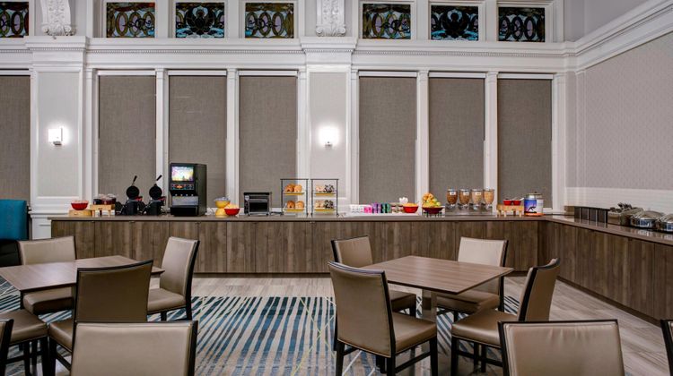 Residence Inn Cleveland Downtown Restaurant