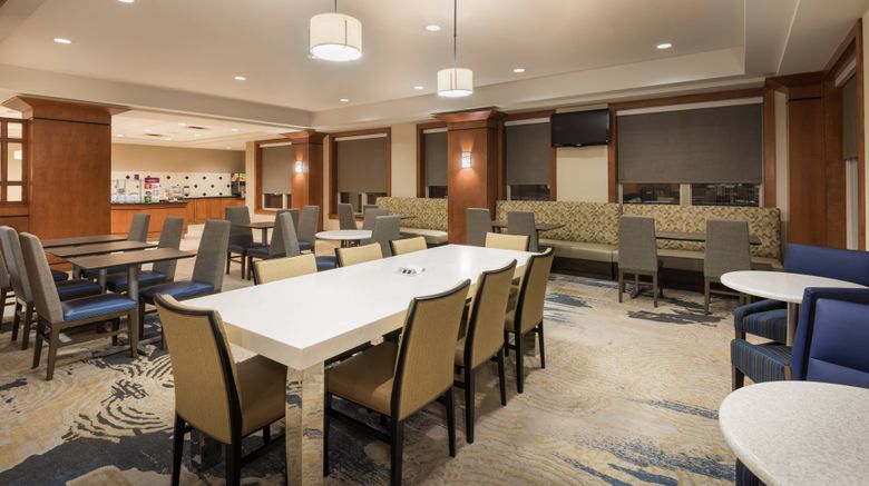 <b>Residence Inn St. Louis Downtown Lobby</b>. Images powered by <a href="https://www.leonardoworldwide.com/" title="Leonardo Worldwide" target="_blank">Leonardo</a>.