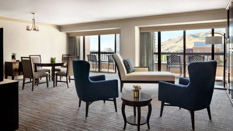 <b>Salt Lake Marriott Downtown City Creek Suite</b>. Images powered by <a href="https://www.leonardoworldwide.com/" title="Leonardo Worldwide" target="_blank">Leonardo</a>.