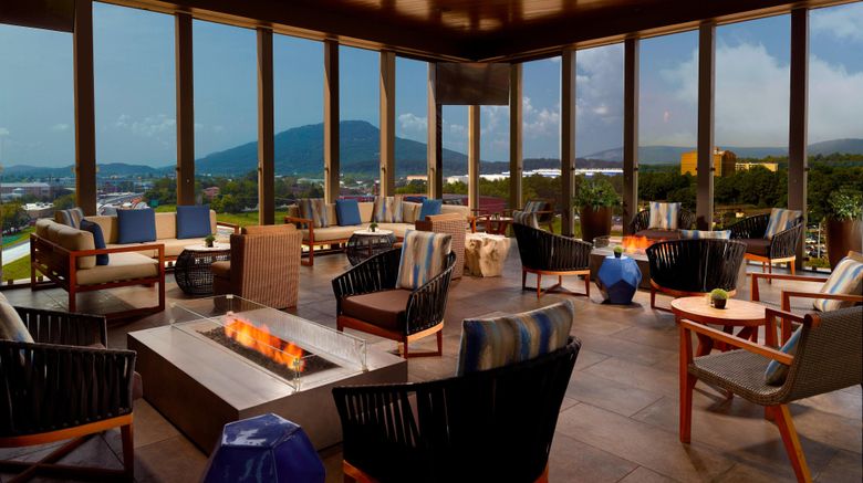 <b>The Westin Chattanooga Restaurant</b>. Images powered by <a href="https://www.leonardoworldwide.com/" title="Leonardo Worldwide" target="_blank">Leonardo</a>.