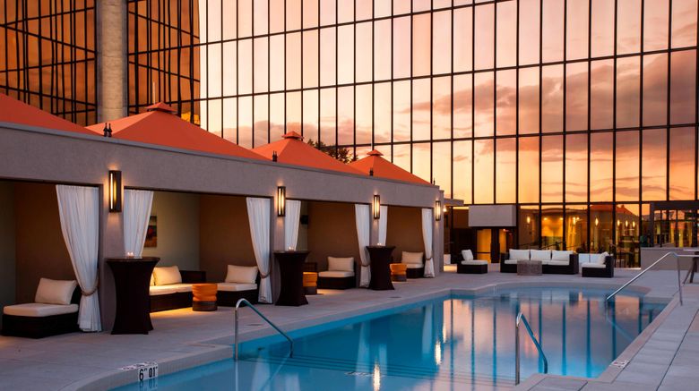 <b>The Westin Chattanooga Pool</b>. Images powered by <a href="https://www.leonardoworldwide.com/" title="Leonardo Worldwide" target="_blank">Leonardo</a>.