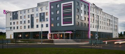 Moxy Edinburgh Airport Exterior