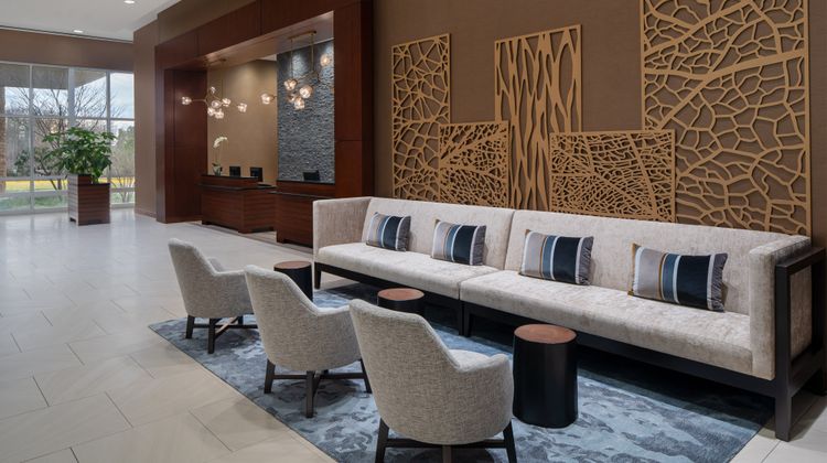 The Westin Baltimore Washington Airport Lobby
