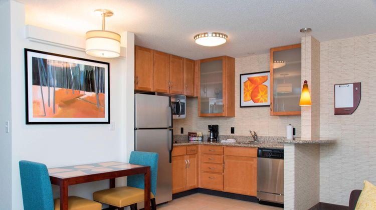 Residence Inn Toledo Maumee Room