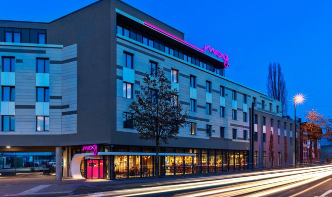MOXY Dusseldorf South Exterior