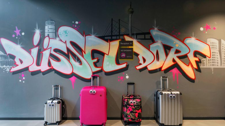 <b>MOXY Dusseldorf South Lobby</b>. Images powered by <a href="https://www.leonardoworldwide.com/" title="Leonardo Worldwide" target="_blank">Leonardo</a>.