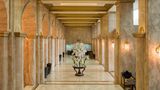 <b>Sheraton Kuwait, Luxury Collection Hotel Lobby</b>. Images powered by <a href="https://www.leonardoworldwide.com/" title="Leonardo Worldwide" target="_blank">Leonardo</a>.