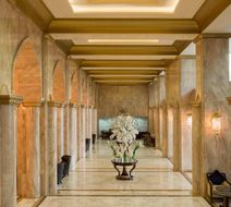 Sheraton Kuwait, Luxury Collection Hotel Lobby