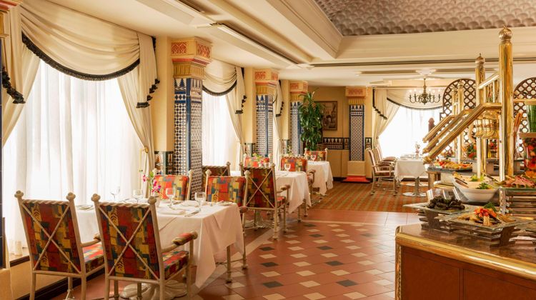 Sheraton Kuwait, Luxury Collection Hotel Restaurant