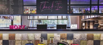 Moxy Lausanne Flon Lobby