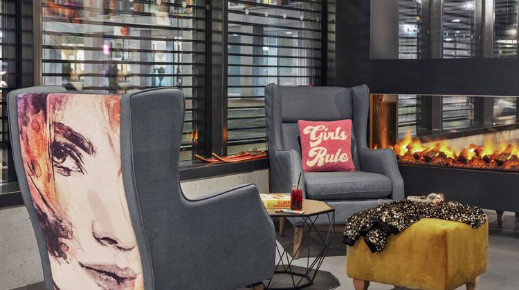 Moxy Lausanne Flon Other
