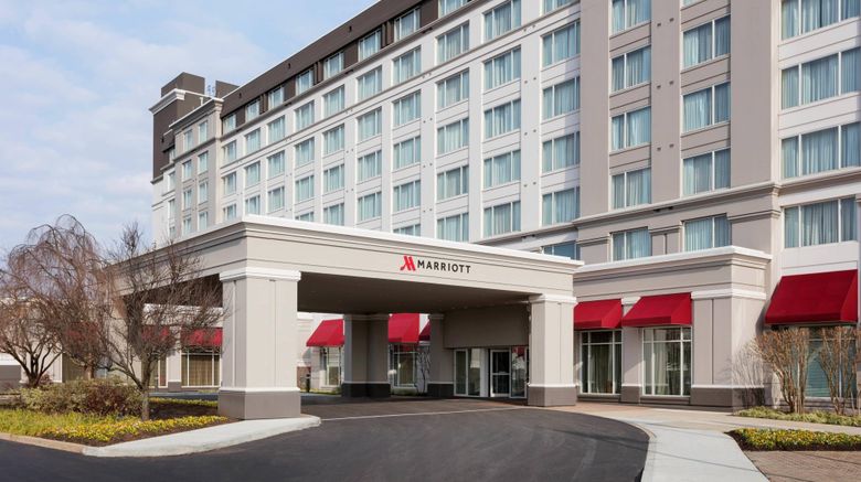 Bridgewater Marriott Exterior. Images powered by <a href="https://www.leonardoworldwide.com" target="_blank" rel="noopener">Leonardo</a>.