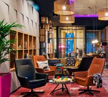 Moxy Darmstadt Lobby