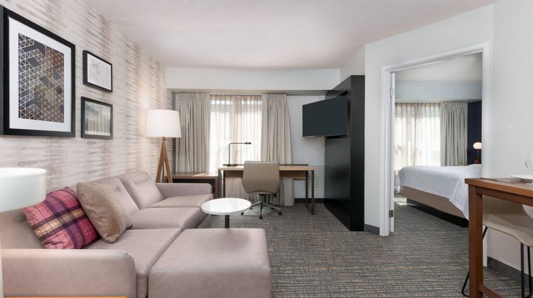 Residence Inn Mobile Room