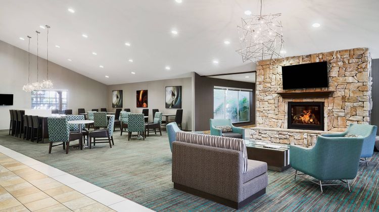 Residence Inn by Marriott Lobby