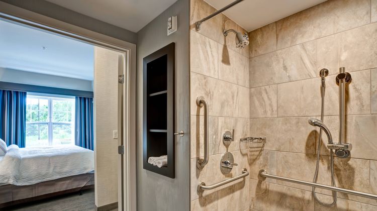 Residence Inn Hamilton Room