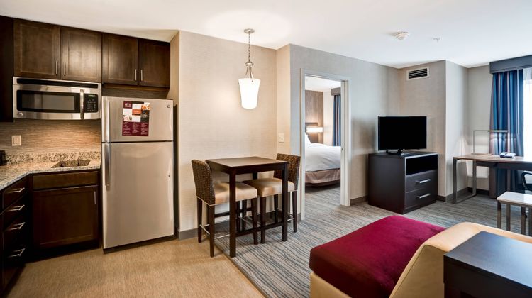 Residence Inn Hamilton Room