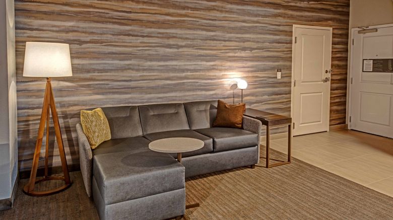 <b>Residence Inn Tulsa Midtown Room</b>. Images powered by <a href="https://www.leonardoworldwide.com/" title="Leonardo Worldwide" target="_blank">Leonardo</a>.