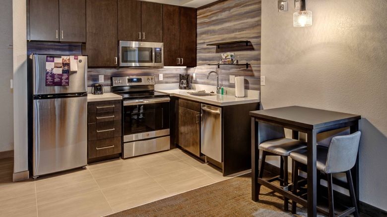 <b>Residence Inn Tulsa Midtown Room</b>. Images powered by <a href="https://www.leonardoworldwide.com/" title="Leonardo Worldwide" target="_blank">Leonardo</a>.