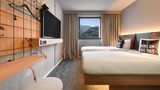 Moxy Sion Room