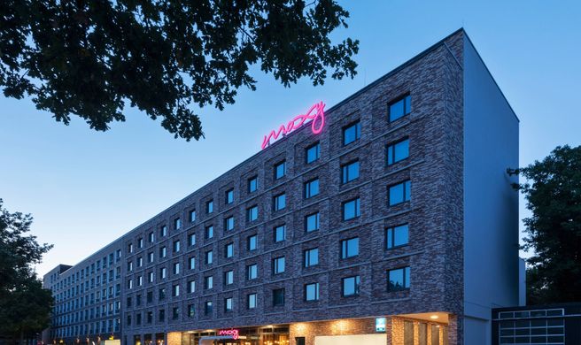 Moxy Hamburg City Exterior