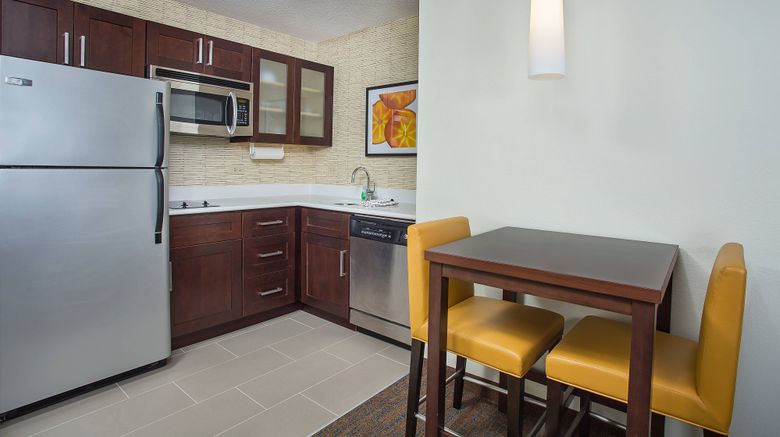 <b>Residence Inn Knoxville/Cedar Bluff Room</b>. Images powered by <a href="https://www.leonardoworldwide.com/" title="Leonardo Worldwide" target="_blank">Leonardo</a>.