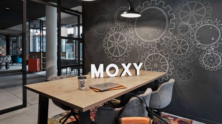 <b>Moxy Hamburg Altona Meeting</b>. Images powered by <a href="https://www.leonardoworldwide.com/" title="Leonardo Worldwide" target="_blank">Leonardo</a>.