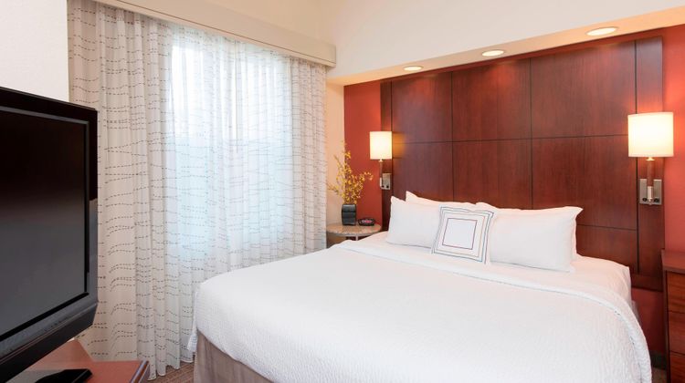 Residence Inn Moline Quad Cities Suite