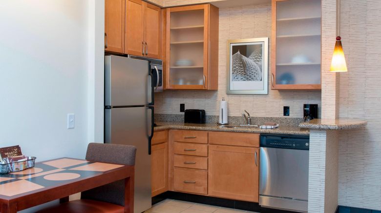 <b>Residence Inn Moline Quad Cities Room</b>. Images powered by <a href="https://www.leonardoworldwide.com/" title="Leonardo Worldwide" target="_blank">Leonardo</a>.