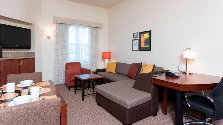 Residence Inn Moline Quad Cities Room