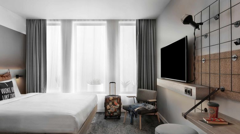 <b>Moxy Lyon Airport Room</b>. Images powered by <a href="https://www.leonardoworldwide.com/" title="Leonardo Worldwide" target="_blank">Leonardo</a>.