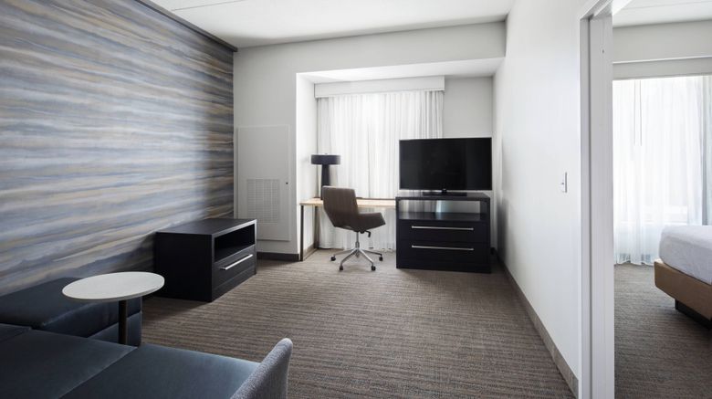 <b>Residence Inn Knoxville Downtown Room</b>. Images powered by <a href="https://www.leonardoworldwide.com/" title="Leonardo Worldwide" target="_blank">Leonardo</a>.